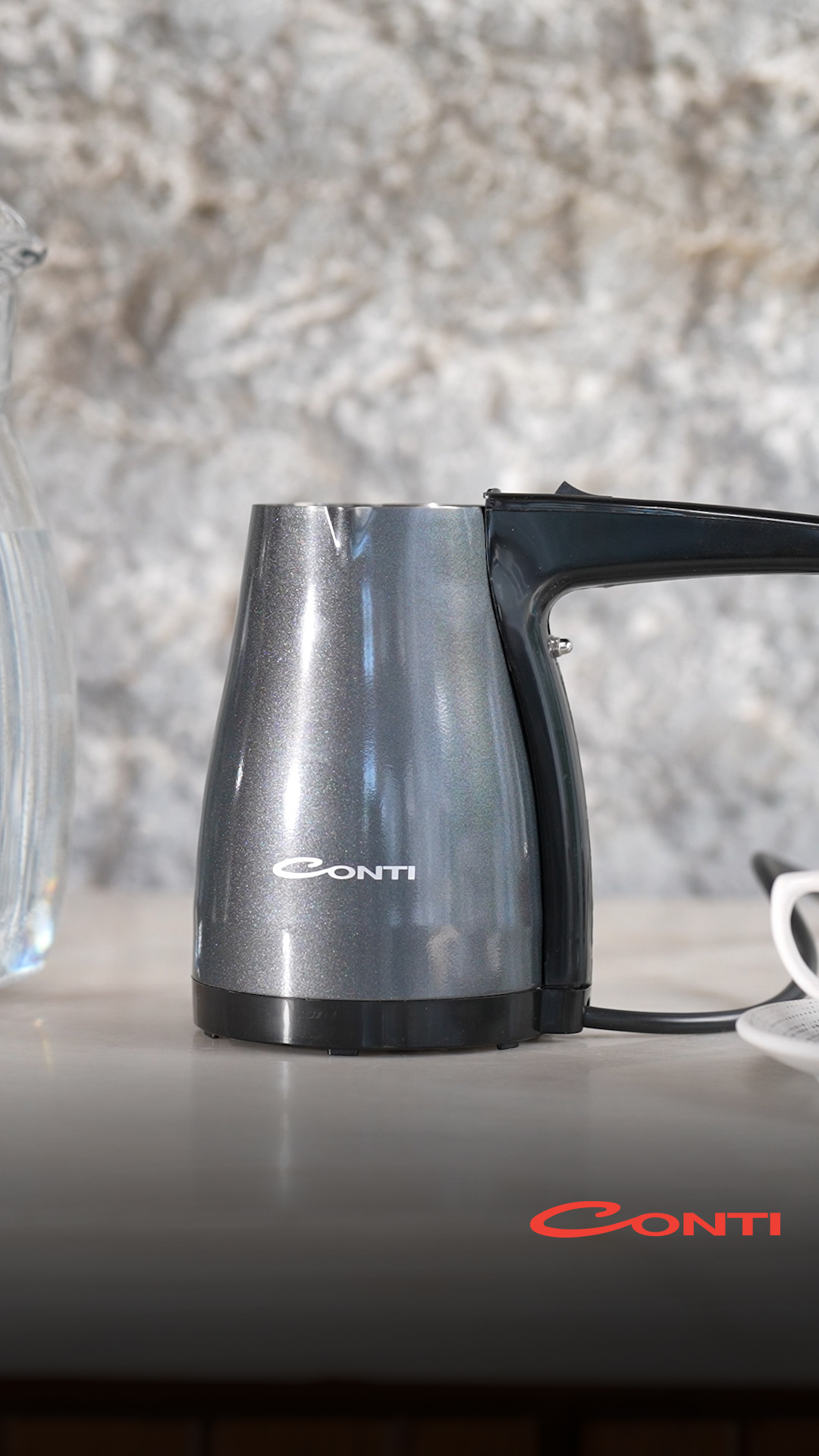 ⚡ Kahve krizlerine antrasit şıklığı ve maksimum hızla çözüm!
1000 Watt yüksek gücü, kalabalık davetler için 400 ml geniş iç haznesi, kireçlenmeyi önleyen gizli rezistansı ve susuz çalışmayı engelleyen emniyet sistemiyle Conti CKC-321 Crazy Elektrikli Çelik Cezve Antrasit, pratikliği güvenle buluşturur. 🎛️⏱️
Hayatı kolaylaştıran yüksek performanslı lezzet ortağınız! 🖤
#Conti #ContiCrazy #ElektrikliCezve #ÇelikCezve #PratikÇözümler